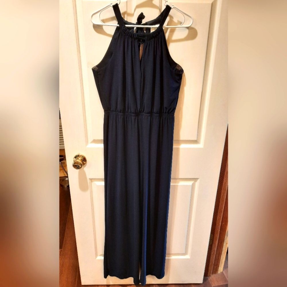Emma & Michele Size M Navy Blue Halter Tieback Jumpsuit